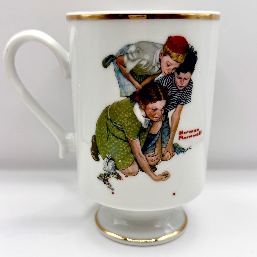 Vtg 1981 Danbury‎ Mint Norman Rockwell Porcelain Mug “Knuckles Down” Gold Trim